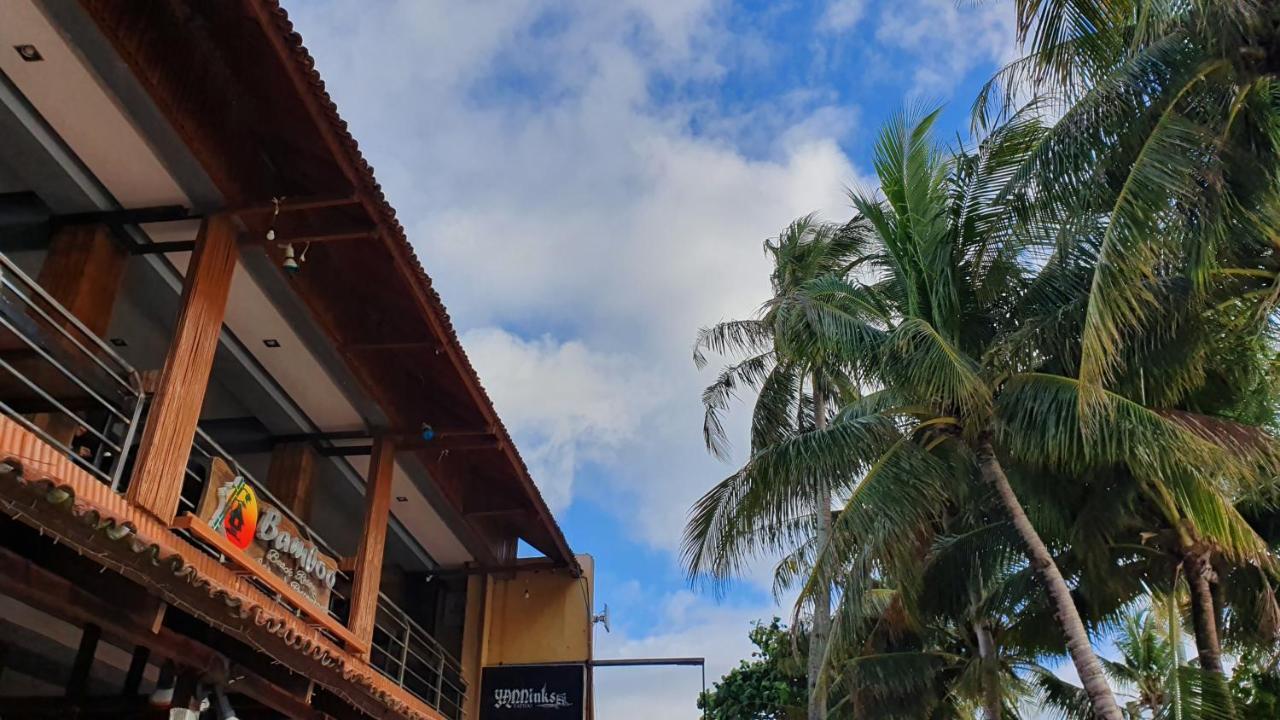 Bamboo Beach Resort & Restaurant Manoc-Manoc Exterior foto